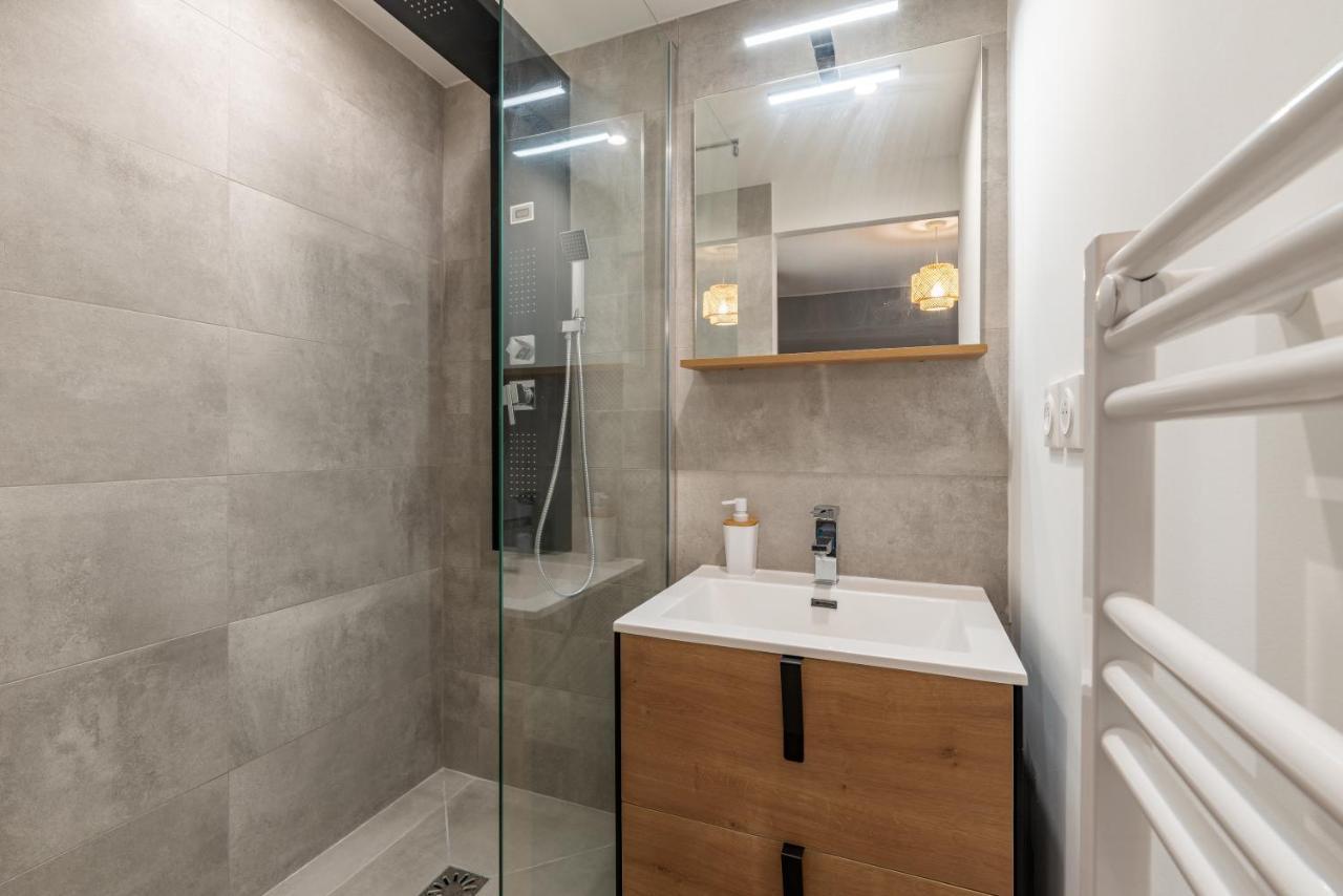 Amja Proche Clinique Saint-Roch Apt 3 Chambres 3 Salles De Bain Parking Gratuit Ideal Famille Groupe Coworking 10 Min Centre Ville 10 Min Plage 5 Min Sortie Autoroute モンペリエ エクステリア 写真